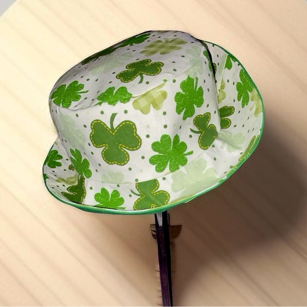 Clover Bucket Hat - Picture 4 of 9